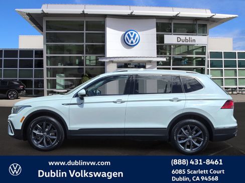 Certified 2023 Volkswagen Tiguan SE FWD image 7