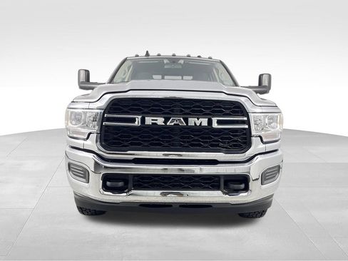 Used 2020 RAM 2500 Tradesman AWD/4WD image 9