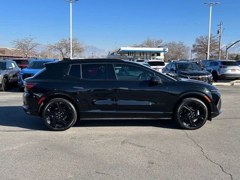 Used 2024 Chevrolet Equinox EV RS image 7