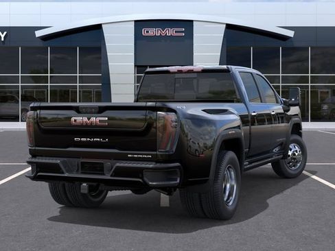 New 2026 GMC Sierra 3500 Denali Ultimate AWD/4WD image 4