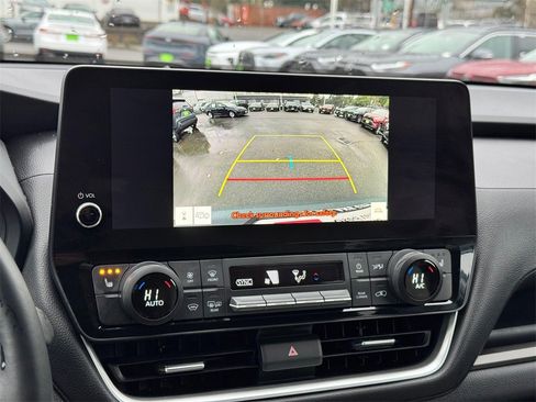 Certified 2025 Toyota Grand Highlander XLE image 24