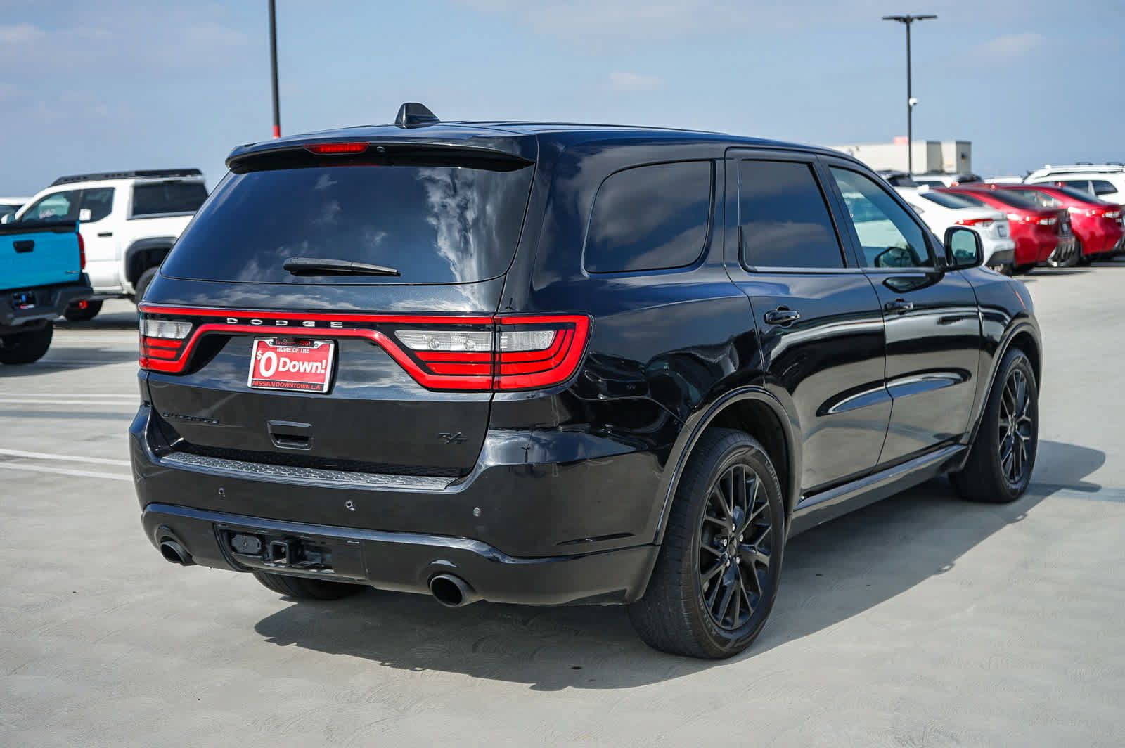 Used 2016 Dodge Durango R/T w/ Blacktop Package RWD image 8