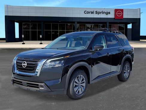 New 2025 Nissan Pathfinder SV image 1