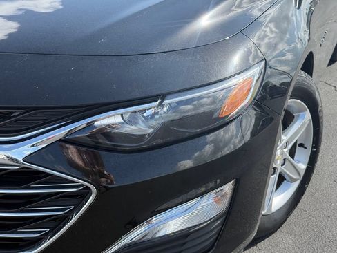 Used 2022 Chevrolet Malibu LS w/ LPO, Convenience Package 1 FWD image 2