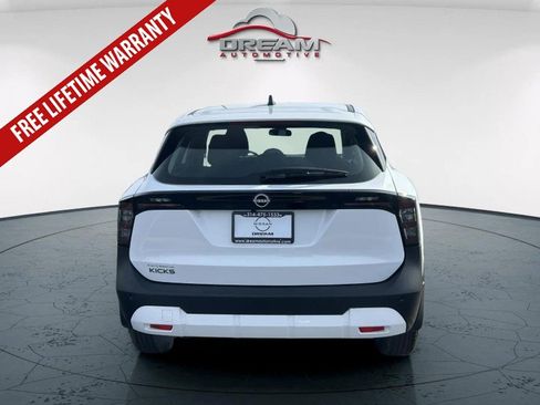 New 2026 Nissan Kicks S FWD image 9