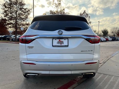 Used 2019 Buick Enclave Avenir w/ Avenir Technology Package image 7