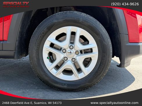 Used 2018 Jeep Compass Sport w/ Cold Weather Group AWD/4WD image 41