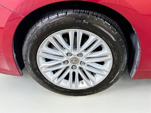 Used 2013 Lexus ES 350 w/ Luxury Pkg FWD image 42