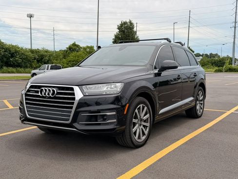 Used 2019 Audi Q7 3.0T Premium Plus w/ Premium Plus Package AWD/4WD image 2