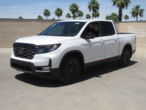 New 2026 Honda Ridgeline TrailSport+ image 2