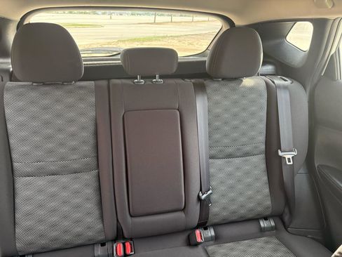 Used 2017 Nissan Rogue Sport SV w/ SV All-Weather Package image 18