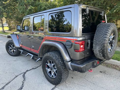 Used 2018 Jeep Wrangler Unlimited Rubicon image 4