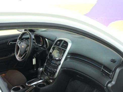 Used 2014 Chevrolet Malibu LT w/ Power Convenience Package FWD image 12