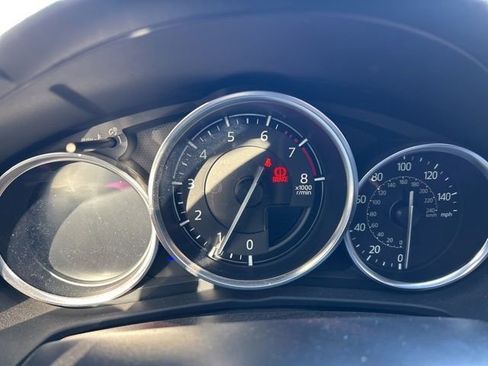 Used 2018 MAZDA MX-5 Miata RF Club image 9