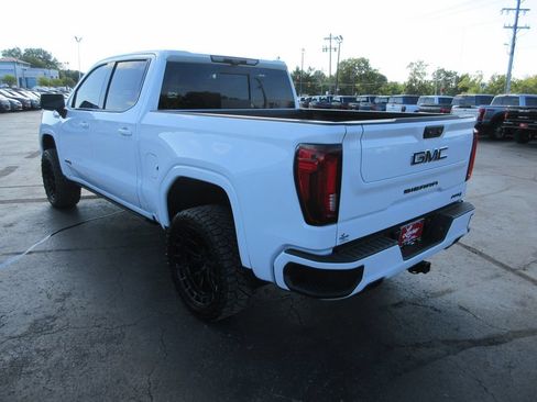 Used 2025 GMC Sierra 1500 AT4 w/ AT4 Premium Package AWD/4WD image 8