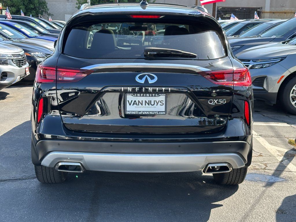 Used 2023 INFINITI QX50 Luxe FWD image 5