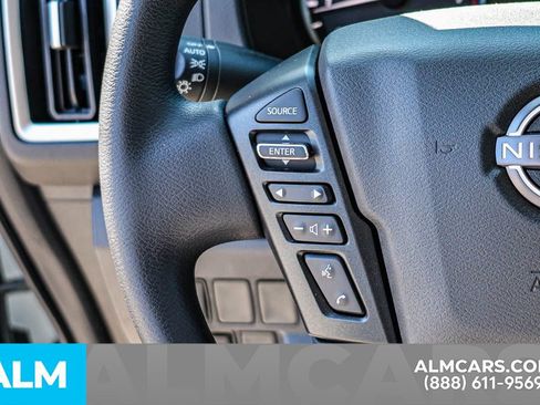 Certified 2025 Nissan Frontier SV image 32