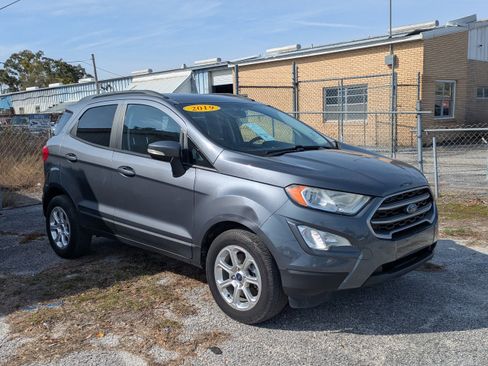 Used 2019 Ford EcoSport SE w/ SE Convenience Package image 2
