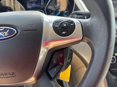 Used 2013 Ford Escape SE FWD image 12