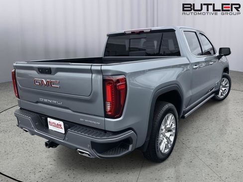 Used 2024 GMC Sierra 1500 Denali w/ Denali Reserve Package AWD/4WD image 5