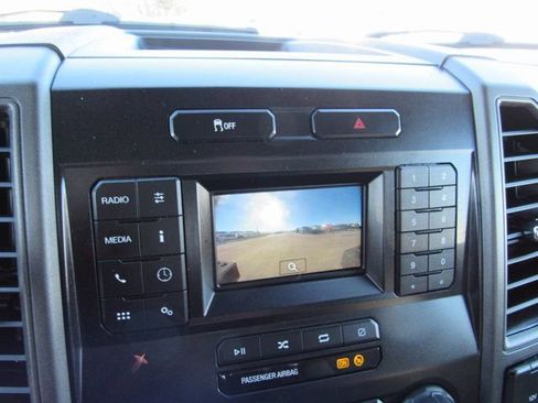 Used 2022 Ford F350 XL w/ Power Equipment Group image 20