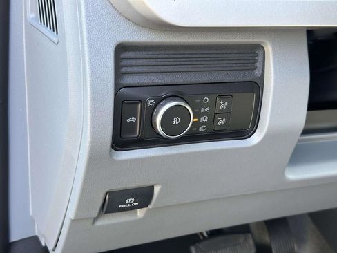 New 2026 Ford F250 XL w/ 360-Degree Camera Package AWD/4WD image 17