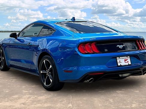 Used 2020 Ford Mustang Coupe RWD image 6