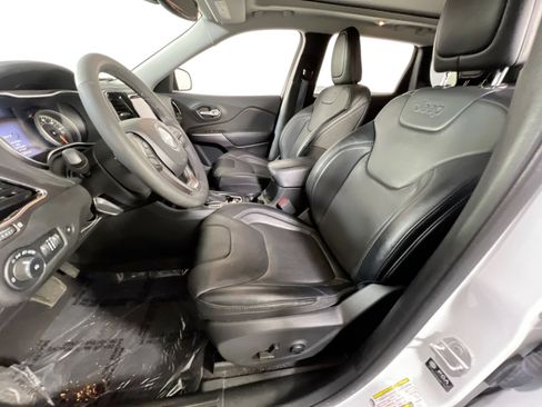 Used 2022 Jeep Cherokee Limited w/ Elite Package image 21