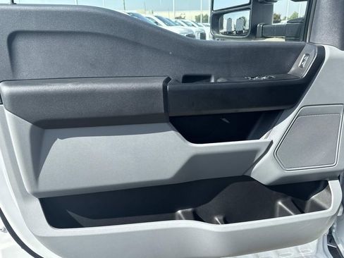 New 2025 Ford F350 XL w/ XL Chrome Package image 20