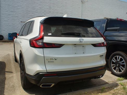 Used 2024 Honda CR-V Sport Touring image 4