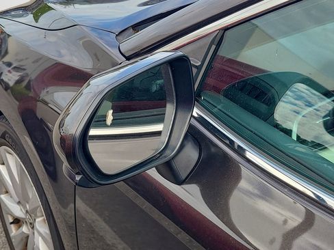 Certified 2020 Toyota Camry LE image 9