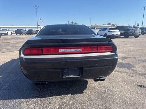 Used 2014 Dodge Challenger R/T image 6