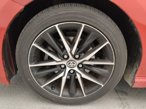 Used 2021 Toyota Camry SE FWD image 31