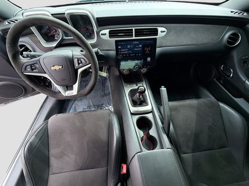 Used 2015 Chevrolet Camaro Z/28 image 15