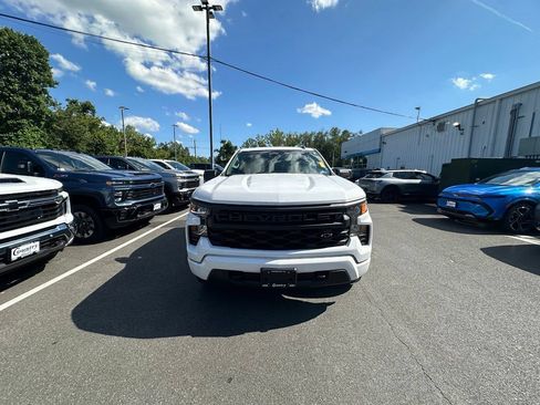 Used 2024 Chevrolet Silverado 1500 Custom AWD/4WD image 4