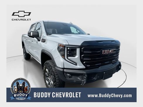 Used 2024 GMC Sierra 1500 AT4X image 1