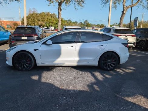Used 2021 Tesla Model 3 Performance image 3