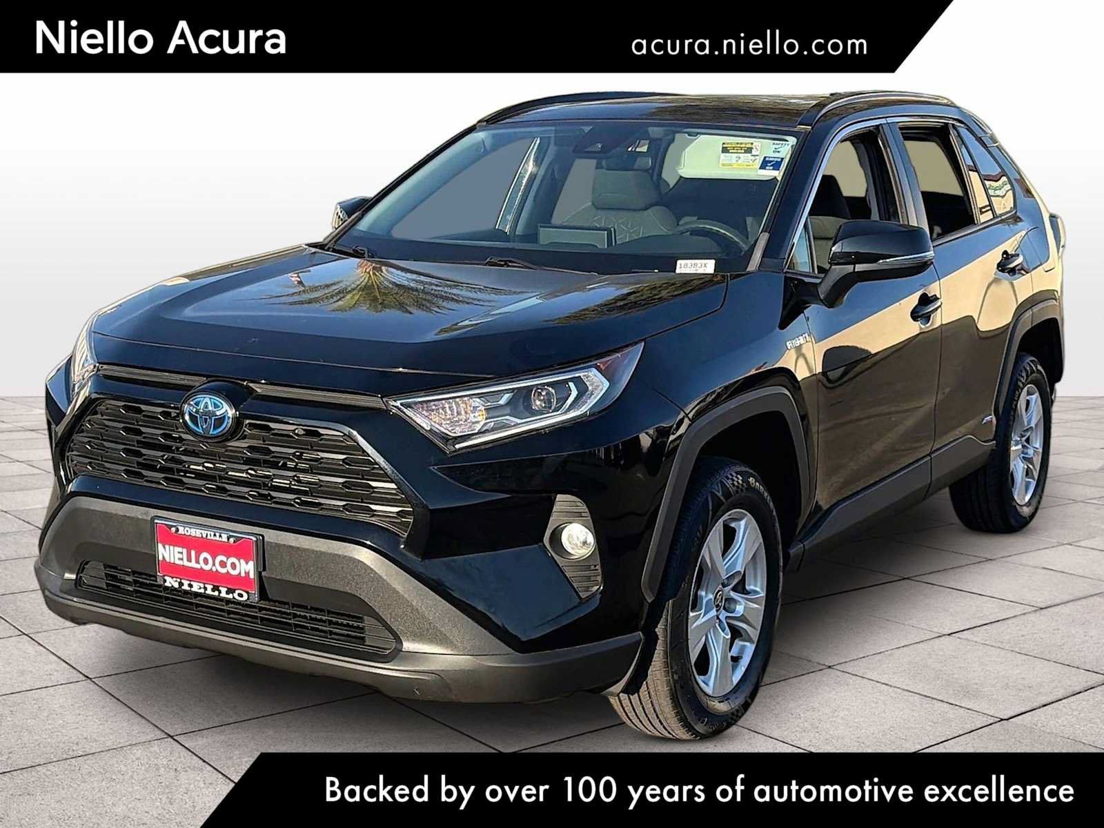 Used 2021 Toyota RAV4 XLE w/ Convenience Package AWD/4WD image 1