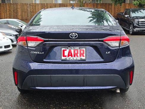 Used 2022 Toyota Corolla LE image 4