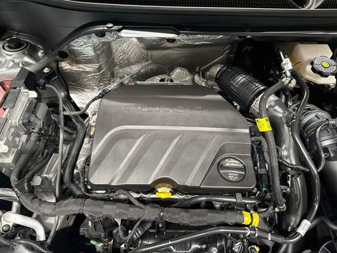 New 2026 Chevrolet Trax RS w/ Sunroof Package FWD image 33