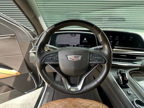 Used 2022 Cadillac Escalade Premium Luxury w/ Performance Package AWD/4WD image 24