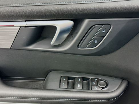 Used 2025 Buick Enclave Preferred image 15