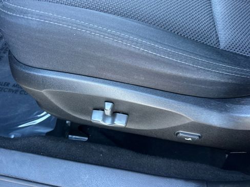 Used 2011 Subaru Forester 2.5X Premium w/ Rugged Pkg 1F image 13