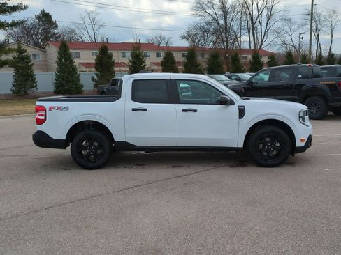 New 2025 Ford Maverick XLT w/ XLT Luxury Package image 9
