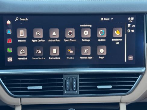 Used 2022 Porsche Cayenne Turbo S image 29