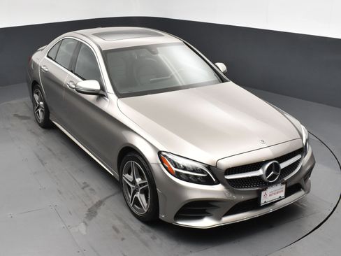 Used 2020 Mercedes-Benz C 300 4MATIC Sedan w/ AMG Line image 17
