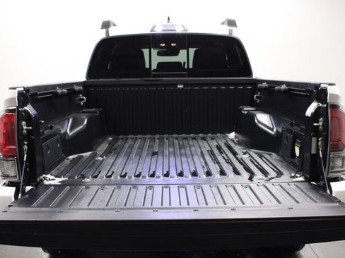 Used 2018 Toyota Tacoma TRD Pro image 14