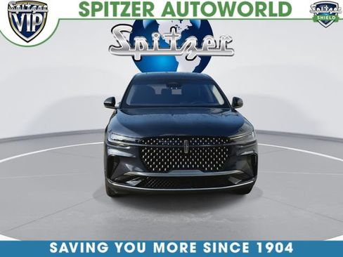 Used 2024 Lincoln Nautilus Premier w/ Equipment Group 102A AWD/4WD image 4