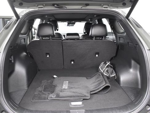 Used 2023 Kia Sportage X-Line w/ X-Line Premium Package AWD/4WD image 18