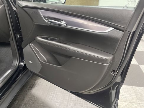 Used 2017 Cadillac XT5 Luxury w/ Driver Awareness Package image 25